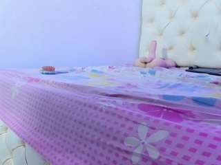 leylaroberth Live Webcam on CamSoda