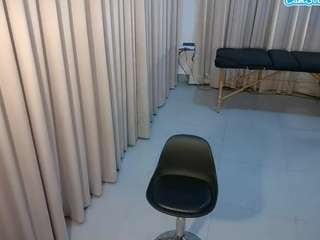 Live webcam model desirerodriguez on Soda Cams