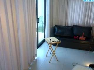 Live webcam model desirerodriguez on Soda Cams