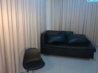 desirerodriguez Live Webcam on CamSoda