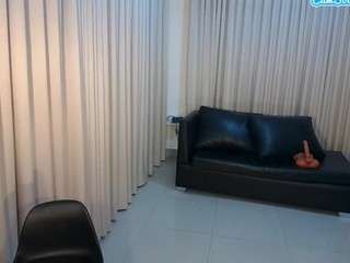 desirerodriguez webcam