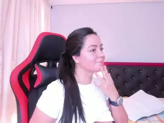 nicolebloon's Live Sex Cam Show