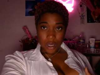 charliecakessss webcam