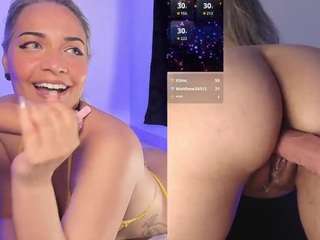 victoria-hott Live Webcam on CamSoda
