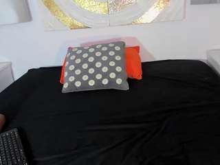 michellelewis webcam