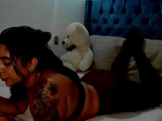 sophia-lopeez Live Webcam on CamSoda