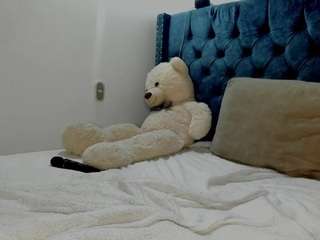 sophia-lopeez Live Webcam on {site_name}