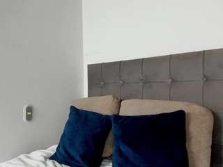 sophia-lopeez webcam