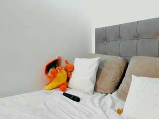 sophia-lopeez webcam