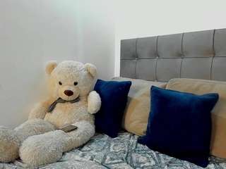 sophia-lopeez webcam