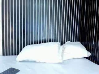 sophia-lopeez webcam