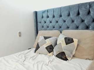sophia-lopeez webcam