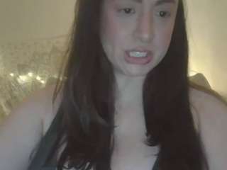 sexyserafine's CamSoda show and profile