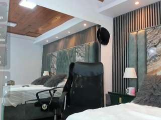 karina-milf Live Webcam on CamSoda