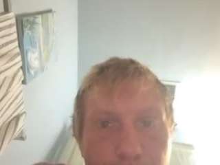 Rickrockrick's cam show statistics and live stream