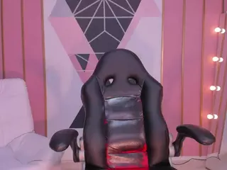 angelquinn's Live Sex Cam Show