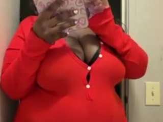 prettythickkk1 Live Webcam on CamSoda