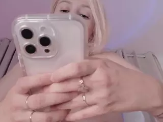 bella-rossi's Live Sex Cam Show