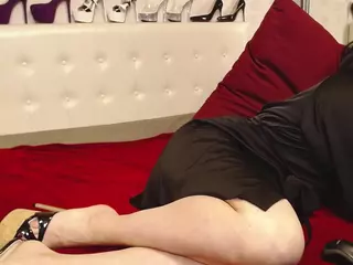 Danacougar's Live Sex Cam Show