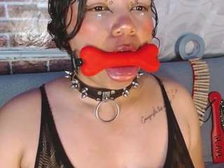 pamelaevanns live cam preview