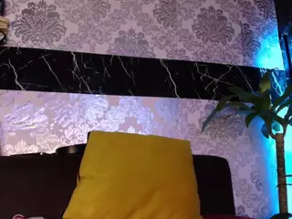 pamelaevanns's Live Sex Cam Show