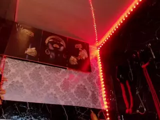 pamelaevanns's Live Sex Cam Show
