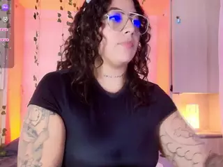 liavega's Live Sex Cam Show