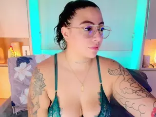 liavega's Live Sex Cam Show