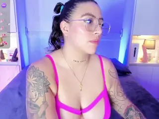 liavega's Live Sex Cam Show
