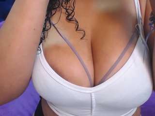 anyelaxx