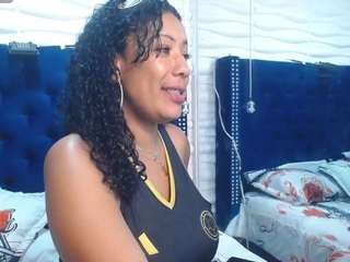 anyelaxx