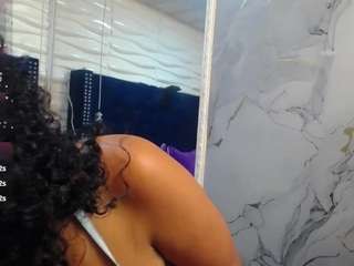 anyelaxx
