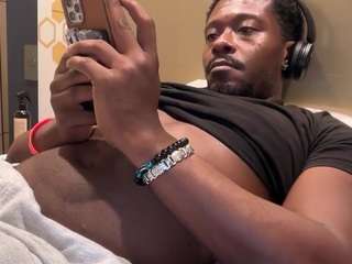 Live cam show with seanmichaels