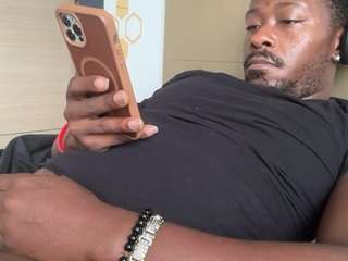 Live cam show with seanmichaels