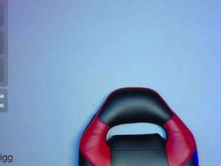 harmony-big-breasts's CamSoda show and profile