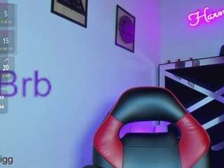 harmony-big-breasts webcam