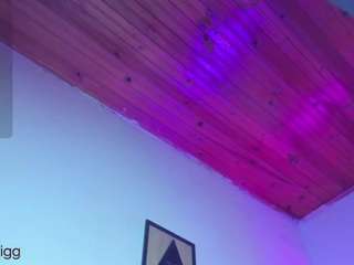 harmony-big-breasts webcam