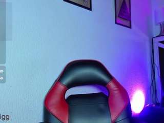 harmony-big-breasts's live room