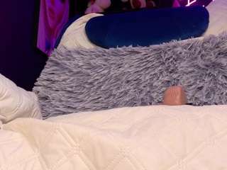 katiehill's CamSoda show and profile