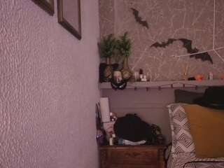 le modèle moonnlight est en webcam porno dans un show sur le site camsoda, il possède les tags suivants: ahegao,messy,toys,thick,tattoos,spit,sloppy,saliva,no smoking,natural,body massage,milk,lush,lovense,hazel eyes,glasses,genital piercings,gag,fetish,facial piercings