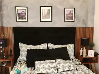 Sarah's Live Sex Cam Show