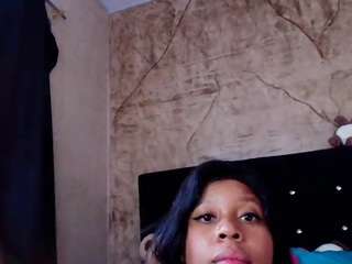 hotnia69 Live Webcam on CamSoda