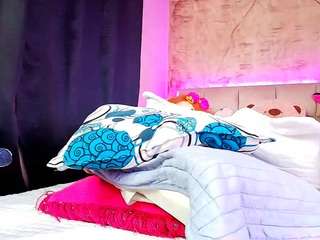 hotnia69 Live Webcam on CamSoda