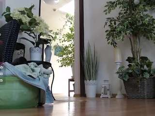 squirtmania, female webcam model,  years old, on live webcam