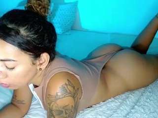 carolinne live cam preview