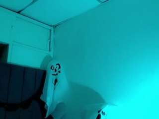carolinne live cam preview