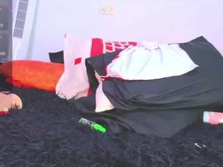 lucytaylor1 webcam model