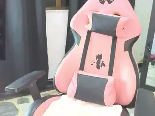 Lucy Taylor's Live Sex Cam Show