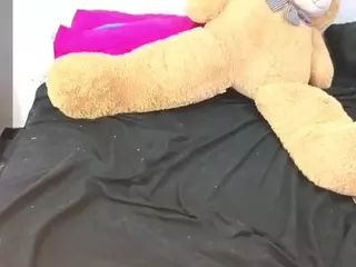 Lucy Taylor's Live Sex Cam Show