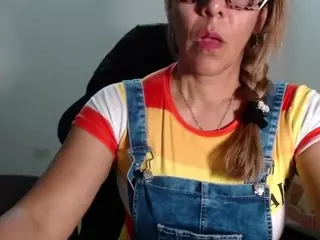 dulce-paty's Live Sex Cam Show